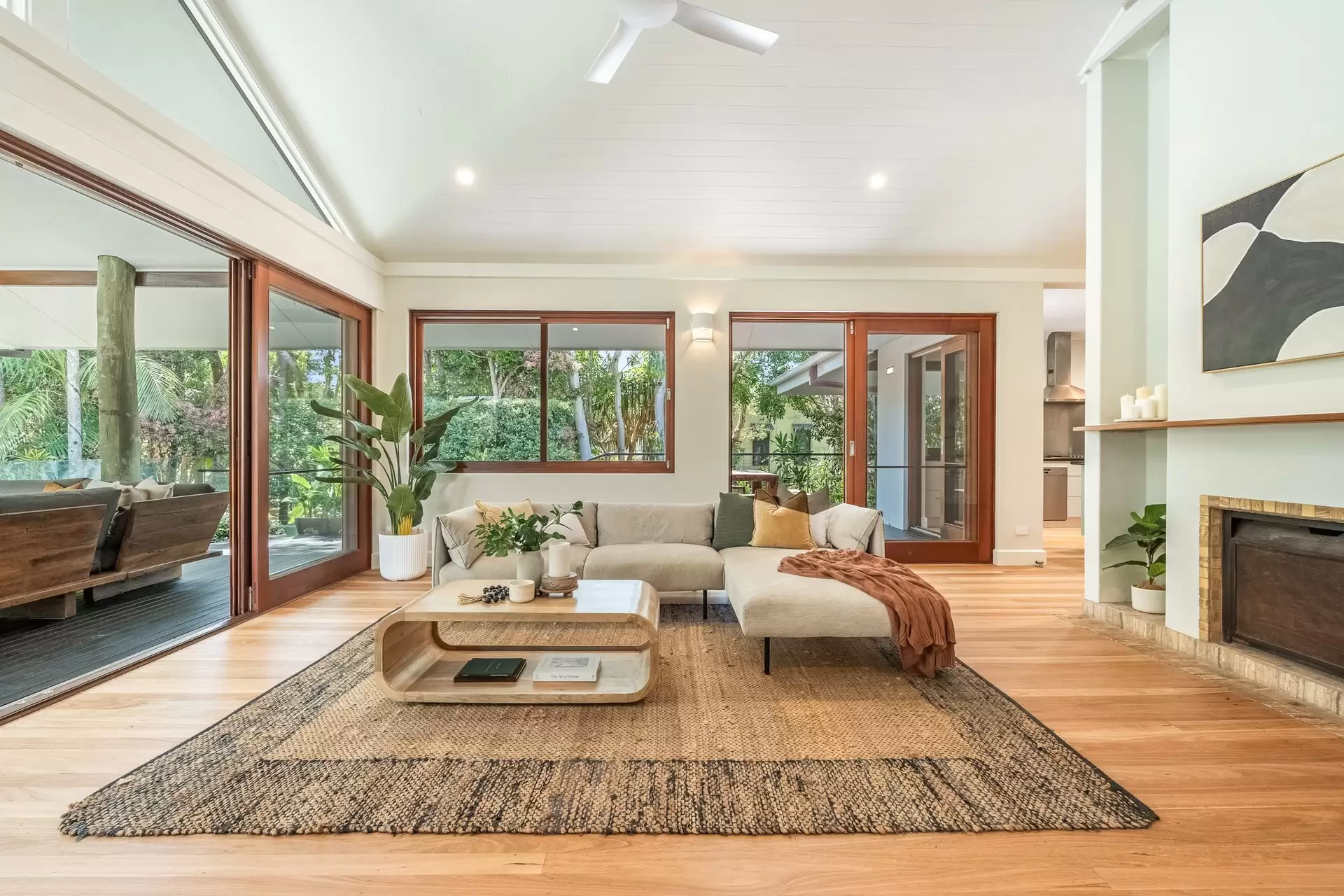 32 MacGregor Street, Suffolk Park For Sale by Sydney Sotheby's International Realty - image 8