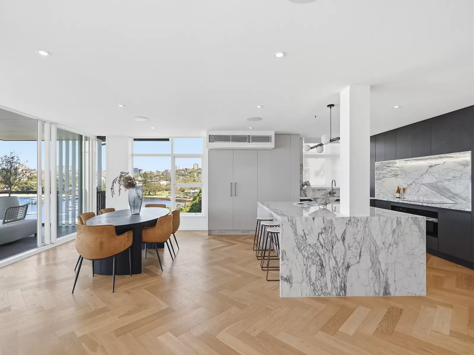 3/19 Sutherland Crescent, Darling Point Auction by Sydney Sotheby's International Realty - image 8