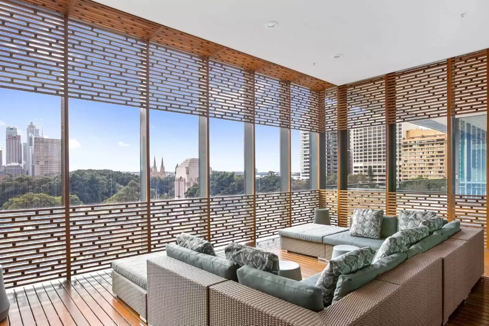 1301/157-167 Liverpool Street, Sydney Leased by Sydney Sotheby's International Realty - image 3