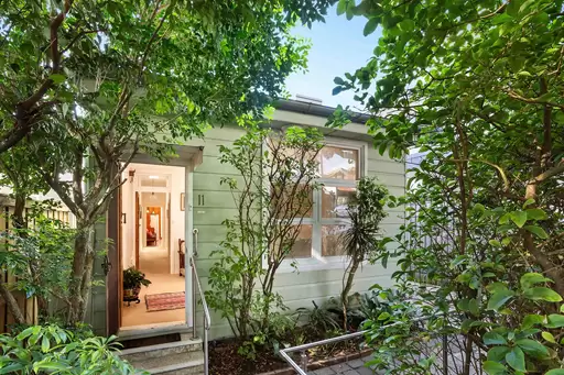 11 Stephen Street, Bondi Auction by Sydney Sotheby's International Realty