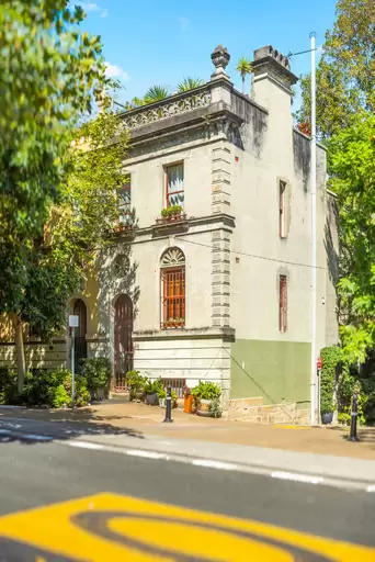 219 Bourke Street, Darlinghurst Auction by Sydney Sotheby's International Realty