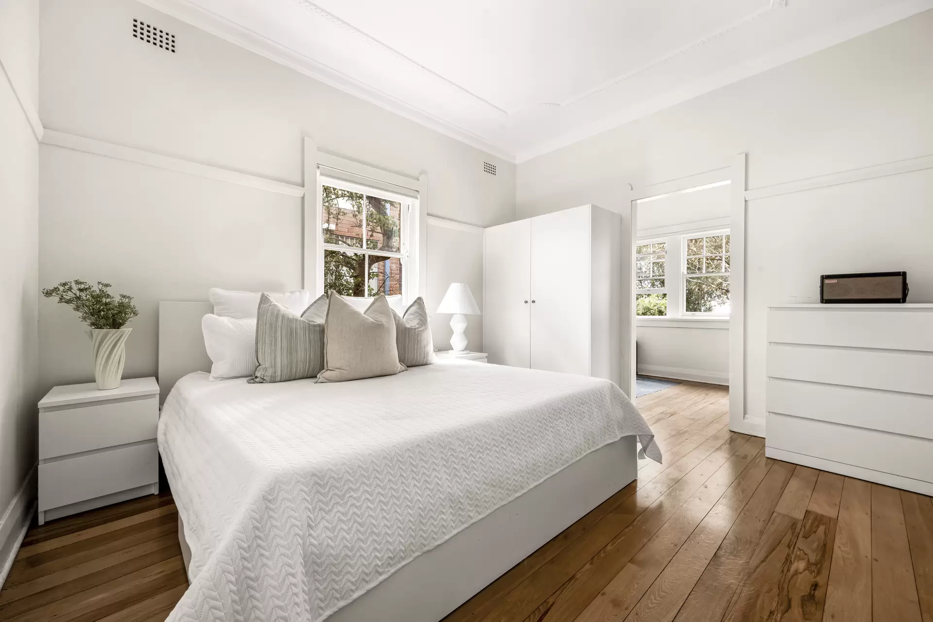 4/19 Brighton Boulevard, Bondi Beach Sold by Sydney Sotheby's International Realty - image 1