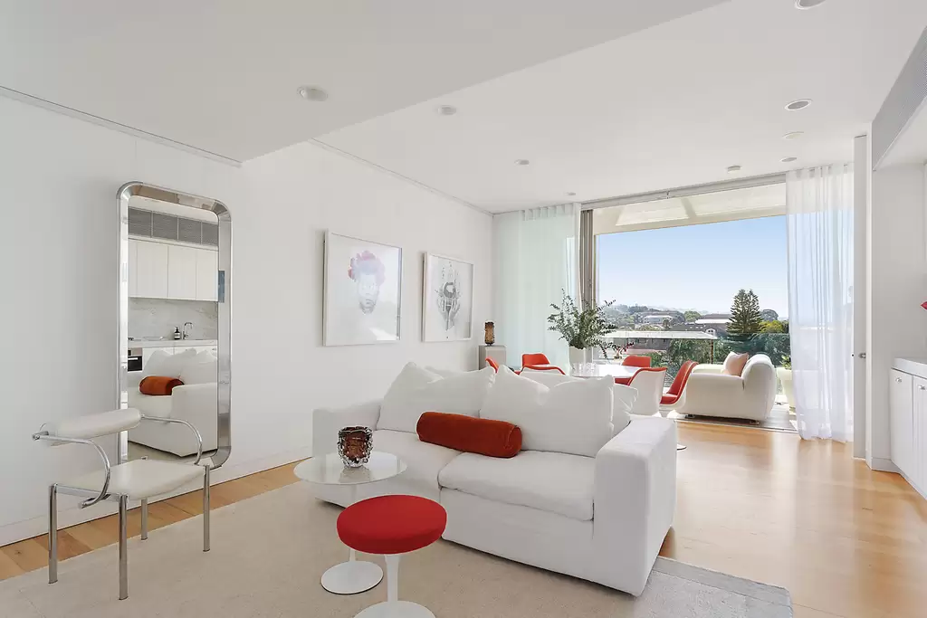 39/178 Campbell Parade, Bondi Beach Sold by Sydney Sotheby's International Realty