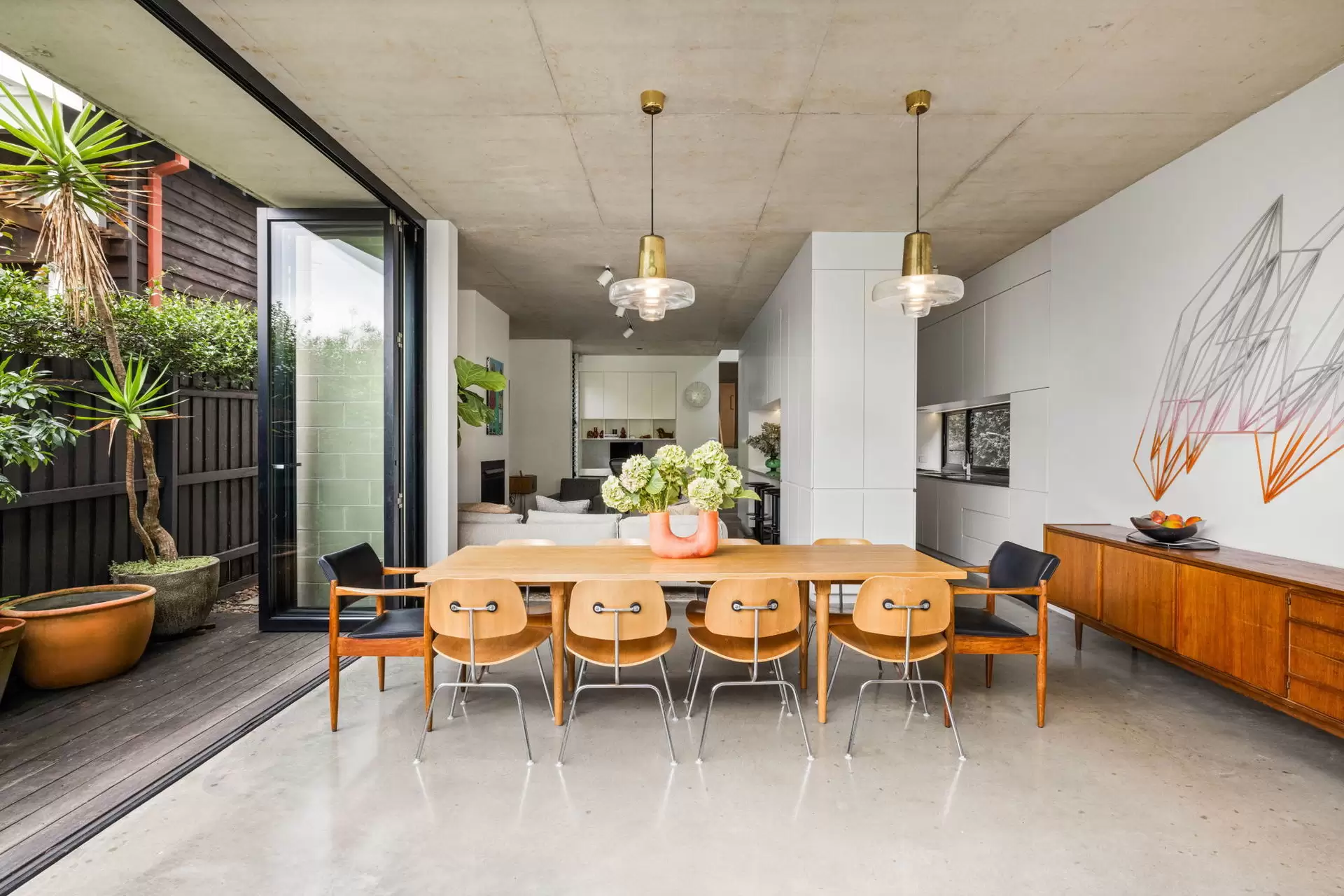 4 Astolat Street, Randwick Auction by Sydney Sotheby's International Realty - image 4