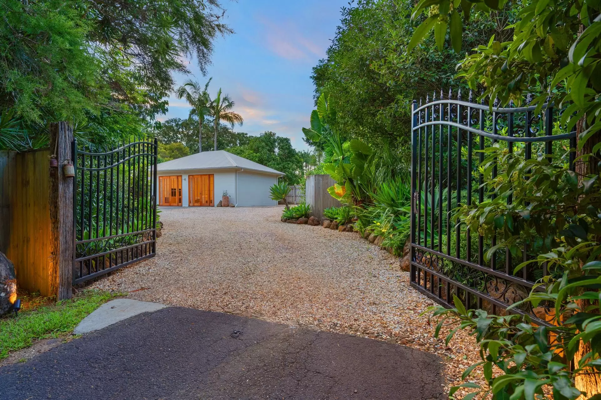 10 Roses Road, Federal For Sale by Sydney Sotheby's International Realty - image 2