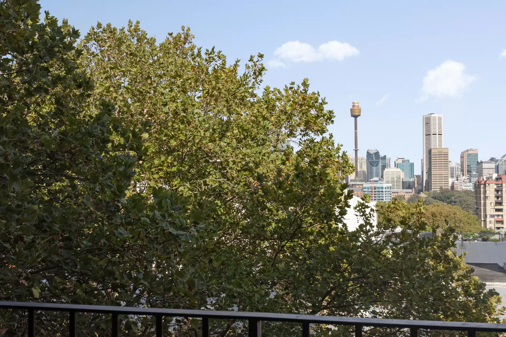 617/50 Macleay Street, Potts Point Auction by Sydney Sotheby's International Realty - image 1