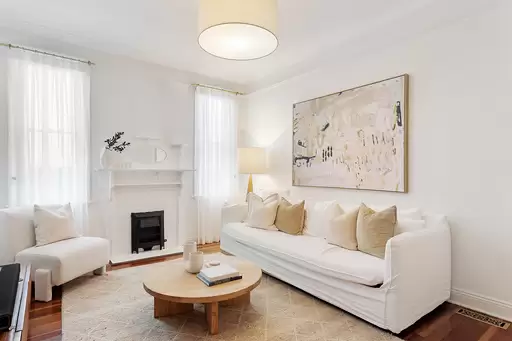 11 Pacific Street, Clovelly Auction by Sydney Sotheby's International Realty