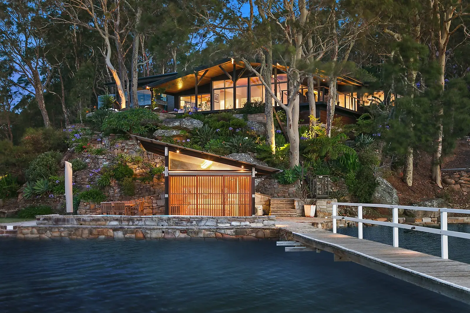 39 Robertson Road, Scotland Island Sold by Sydney Sotheby's International Realty - image 1