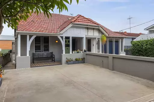4 Hill Street, Coogee Auction by Sydney Sotheby's International Realty