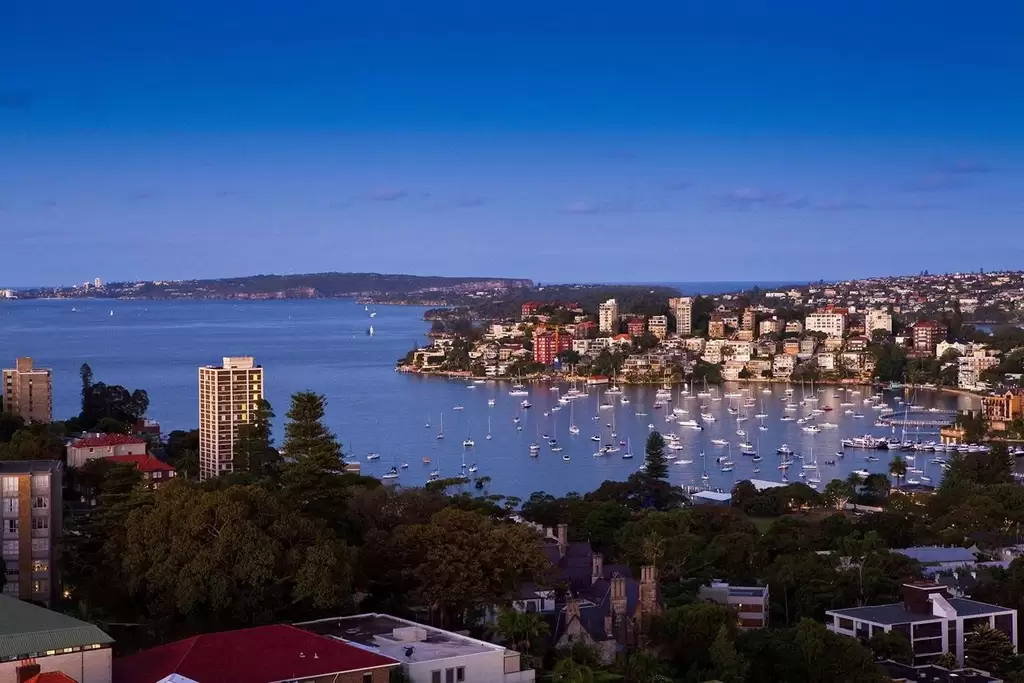 19G/3 Darling Point Road, Darling Point Leased by Sydney Sotheby's International Realty