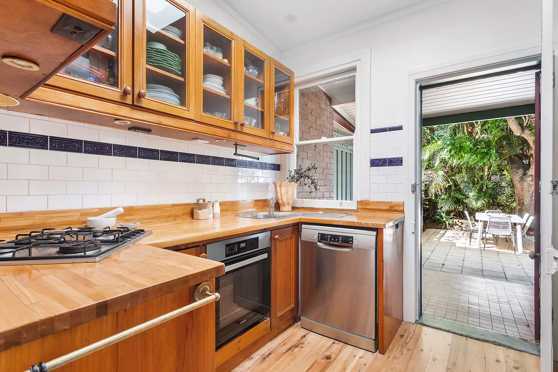 58 Barker Street, Kingsford Auction by Sydney Sotheby's International Realty - image 5