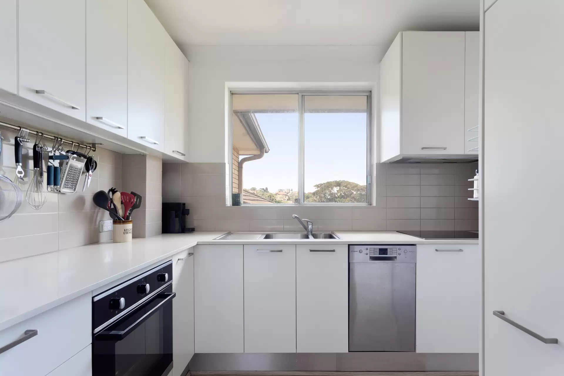 39/2-6 Abbott Street, Coogee Auction by Sydney Sotheby's International Realty - image 1