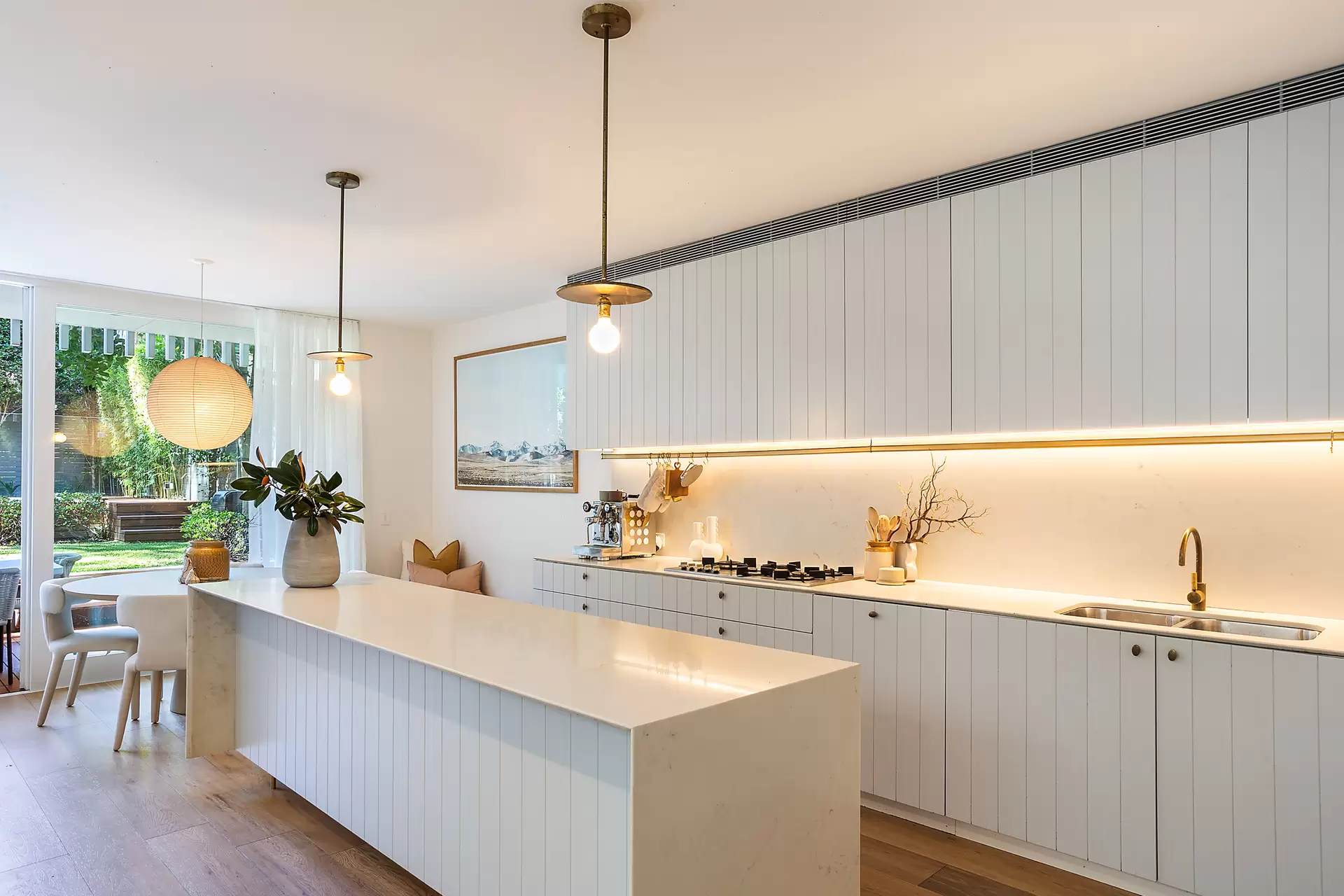 64 St James Road, Bondi Junction Sold by Sydney Sotheby's International Realty - image 1