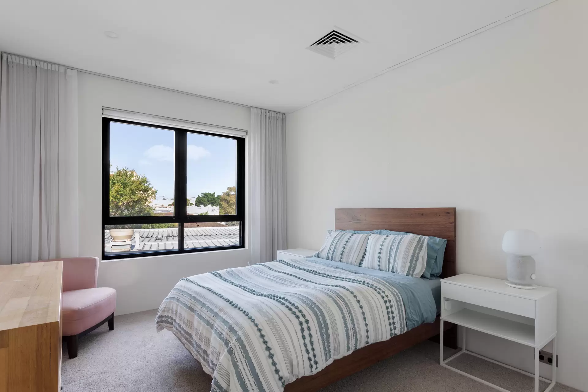 47/13 Oatley Road, Paddington Sold by Sydney Sotheby's International Realty - image 1