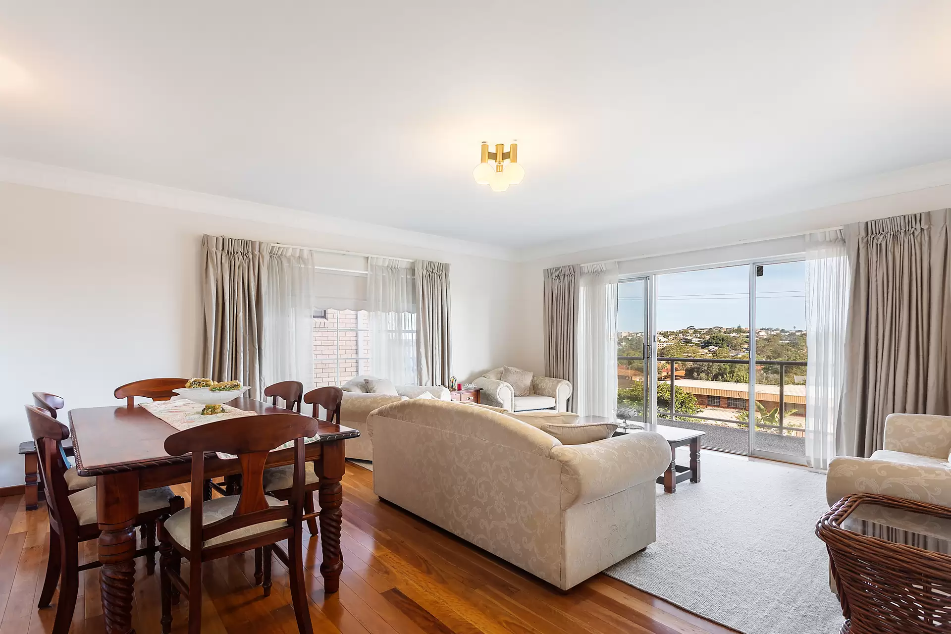 45 Mons Avenue, Maroubra Auction by Sydney Sotheby's International Realty - image 3