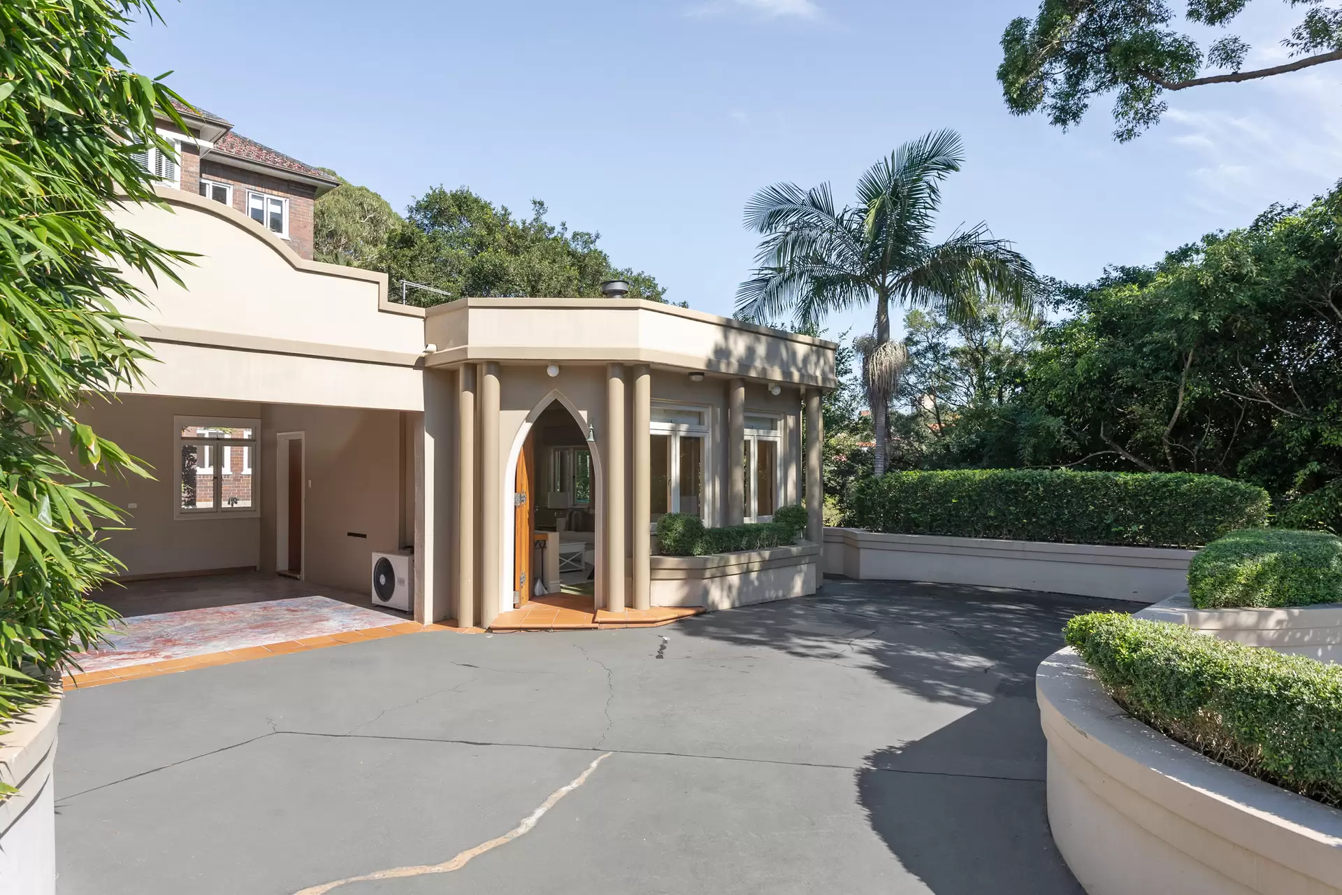 22A Upper Avenue, Mosman Auction by Sydney Sotheby's International Realty - image 1