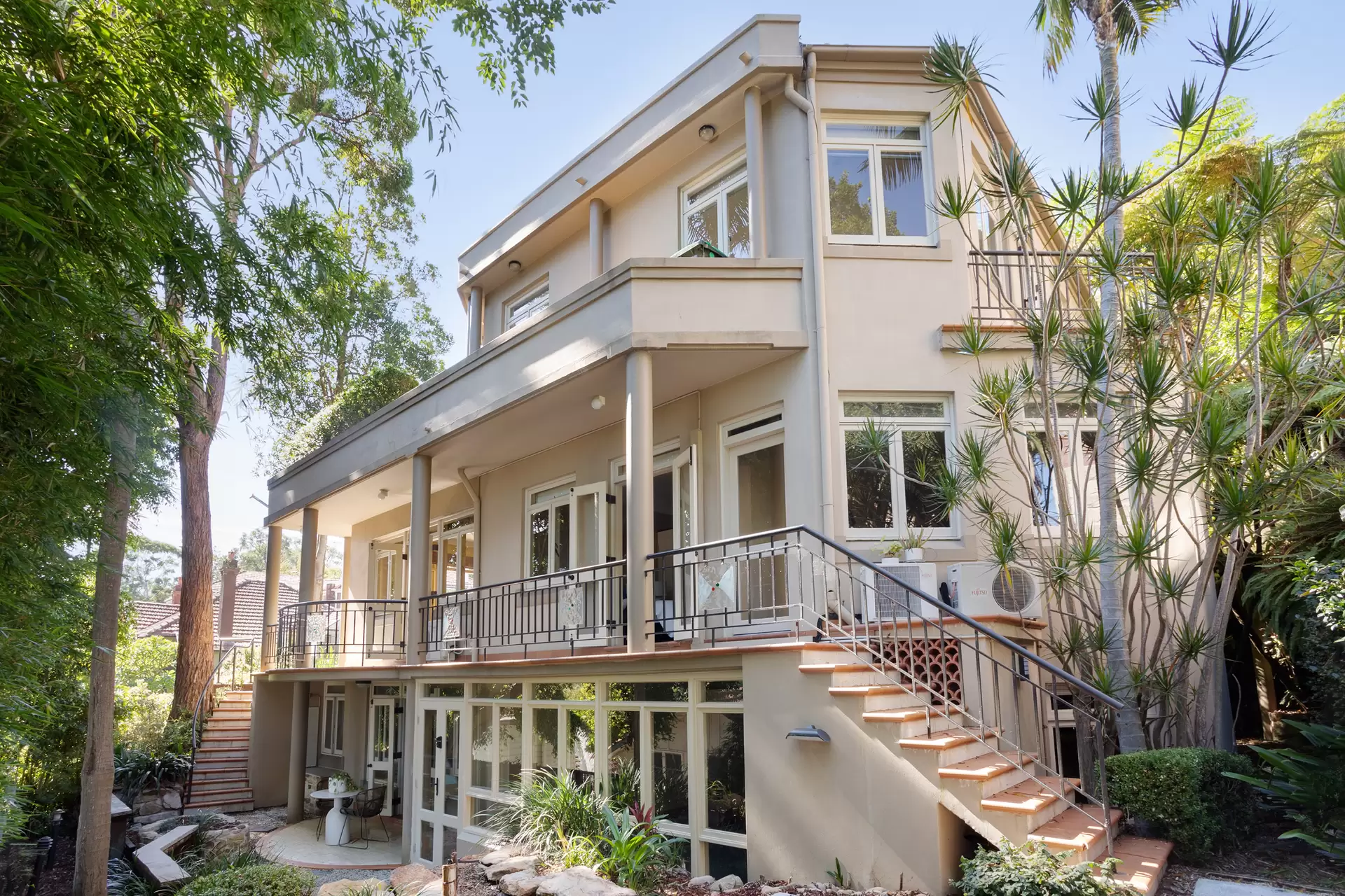 22A Upper Avenue, Mosman Auction by Sydney Sotheby's International Realty - image 1
