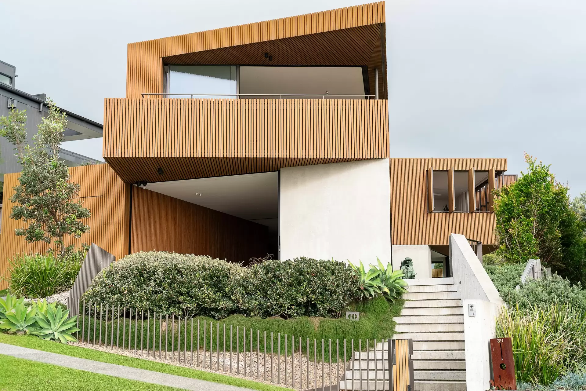 37 Tasman Drive, Gerringong For Sale by Sydney Sotheby's International Realty - image 3
