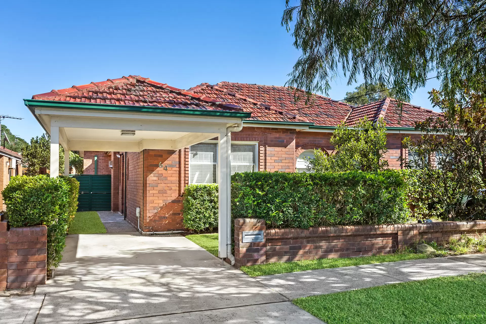 64 Garrett Street, Maroubra Auction by Sydney Sotheby's International Realty - image 2