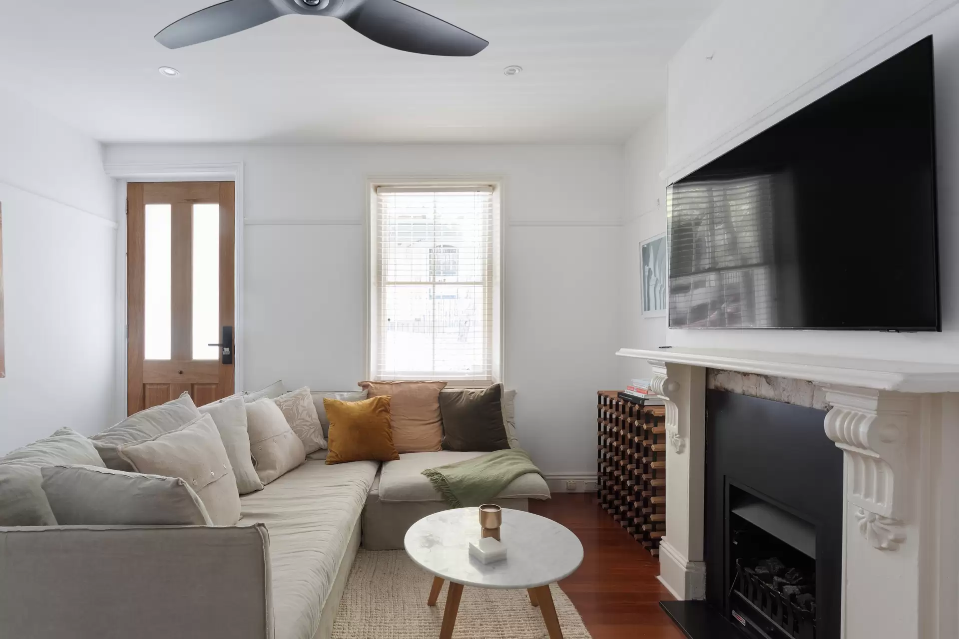 54 Surrey Street, Darlinghurst Auction by Sydney Sotheby's International Realty - image 1