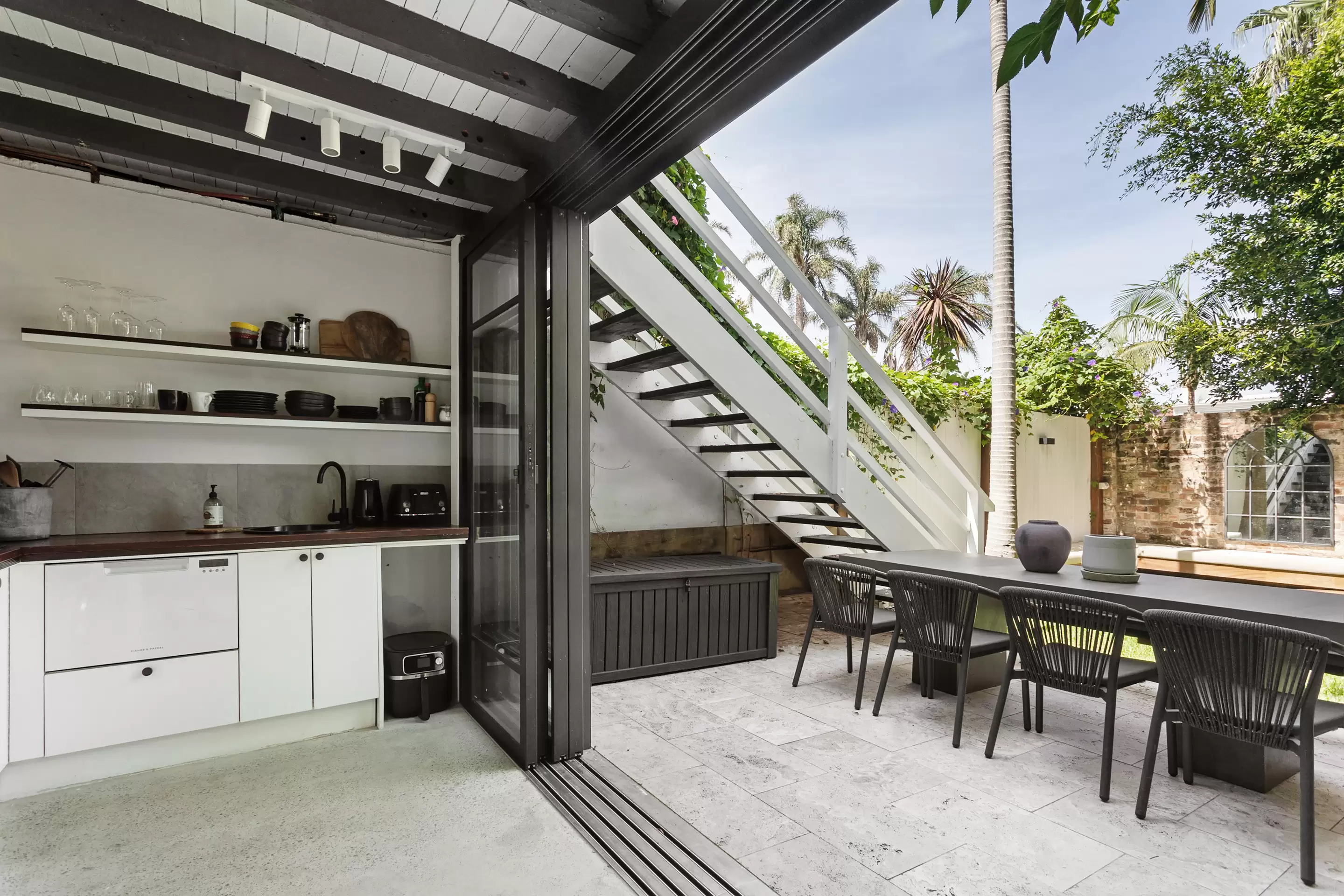 54 Surrey Street, Darlinghurst Auction by Sydney Sotheby's International Realty - image 5