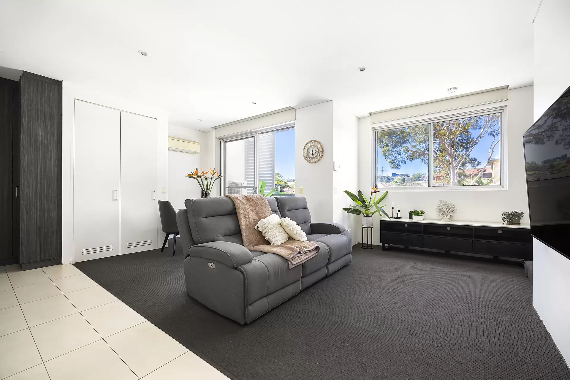 216/438-448 Anzac Parade, Kingsford Auction by Sydney Sotheby's International Realty - image 5