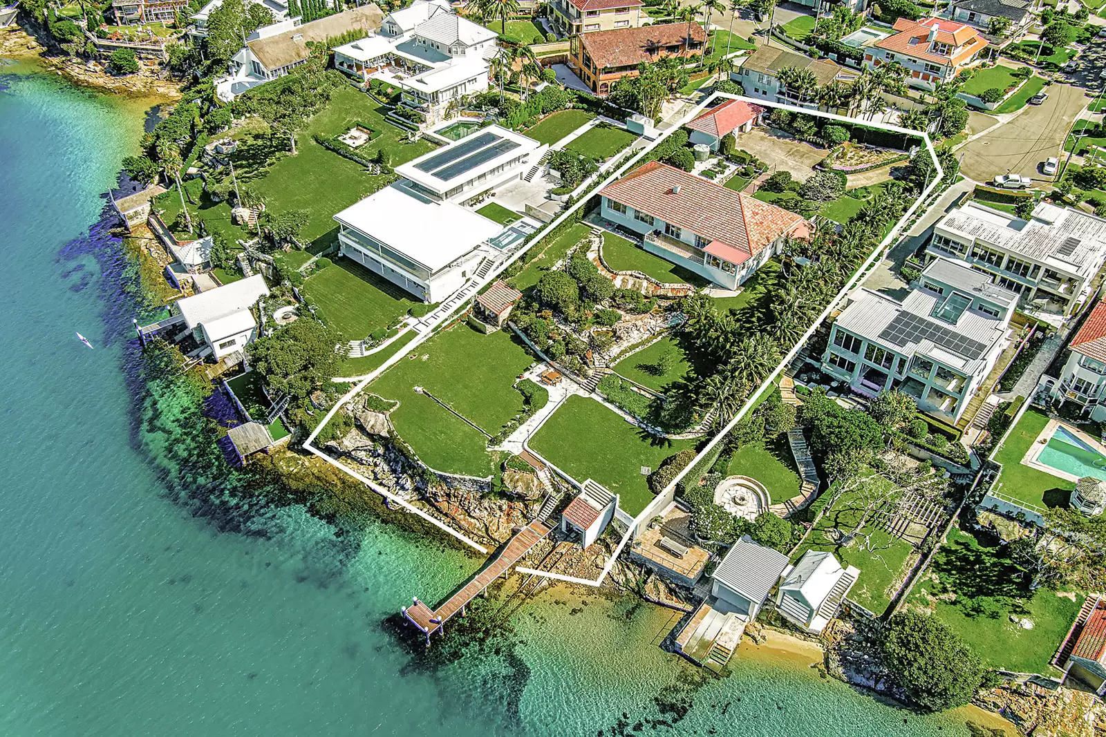 2 Binaville Avenue, Burraneer Sold by Sydney Sotheby's International Realty - image 1