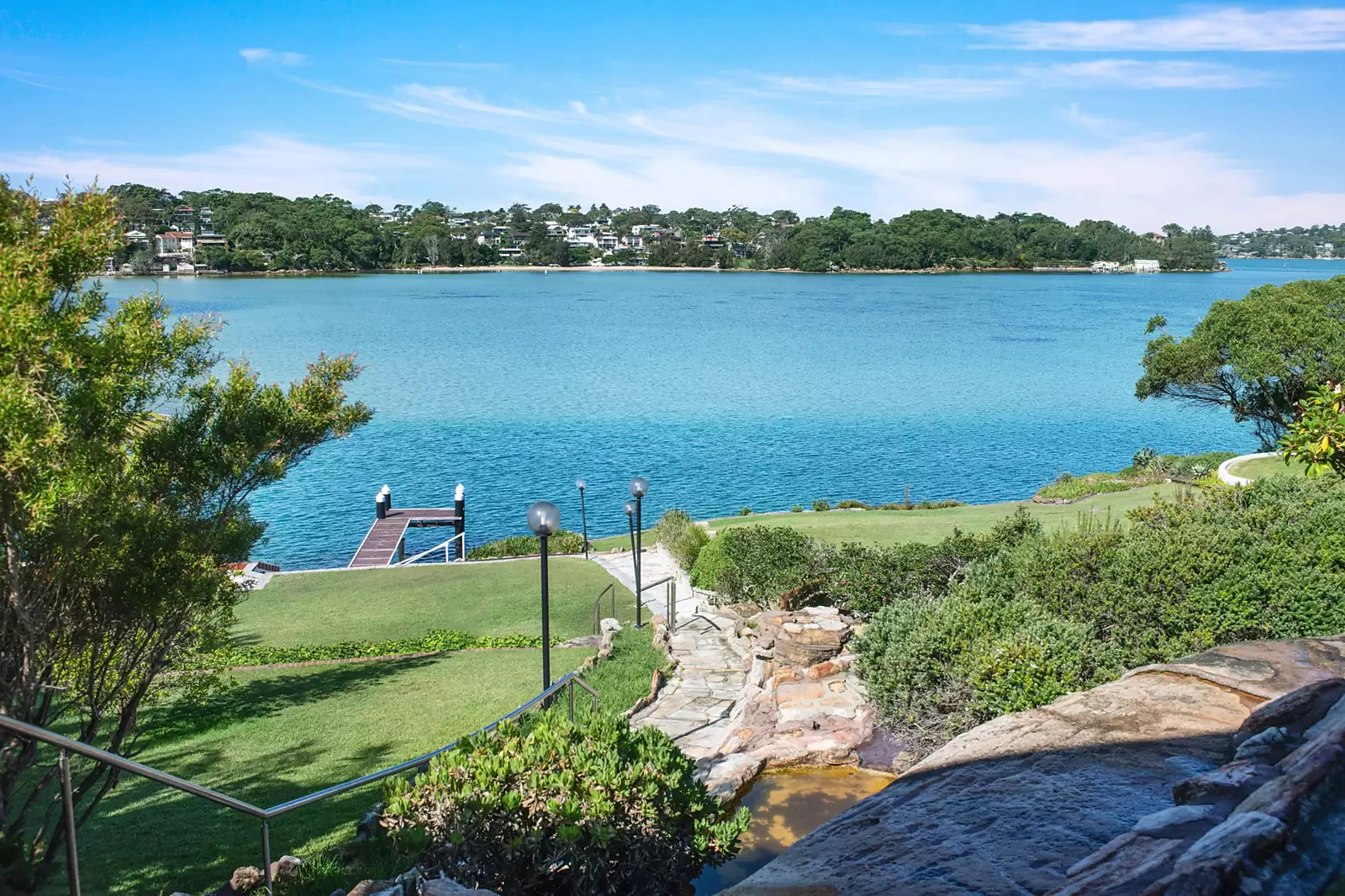 2 Binaville Avenue, Burraneer Sold by Sydney Sotheby's International Realty - image 26