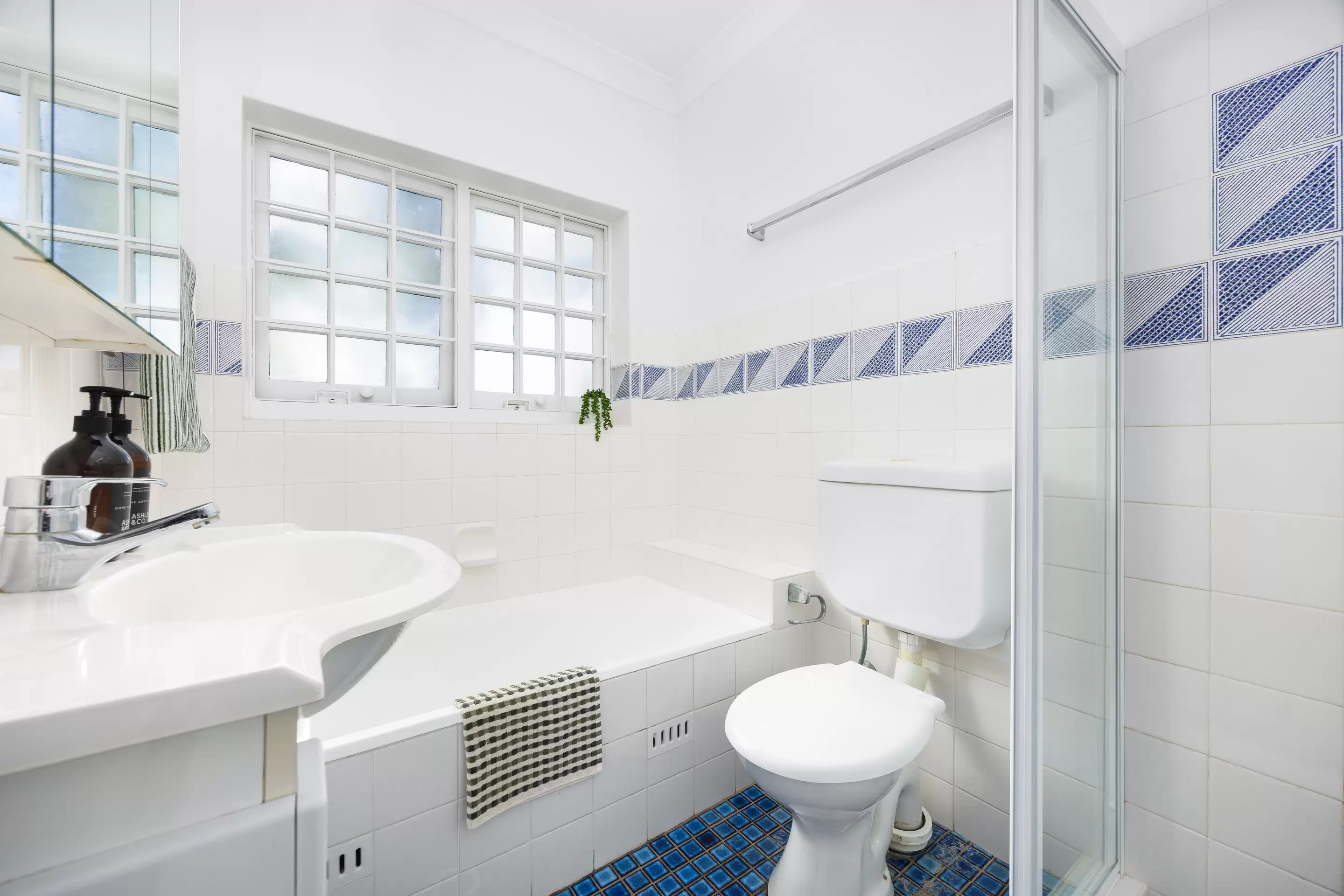 3/73 Wallaroy Road, Woollahra Sold by Sydney Sotheby's International Realty - image 7