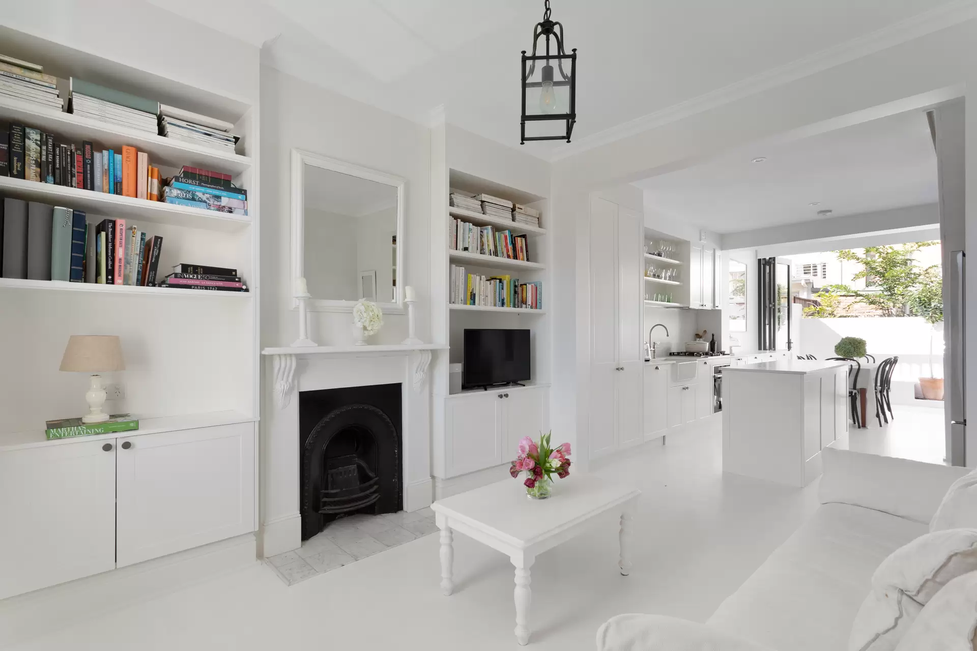 9 Bowden Street, Woollahra Sold by Sydney Sotheby's International Realty - image 1