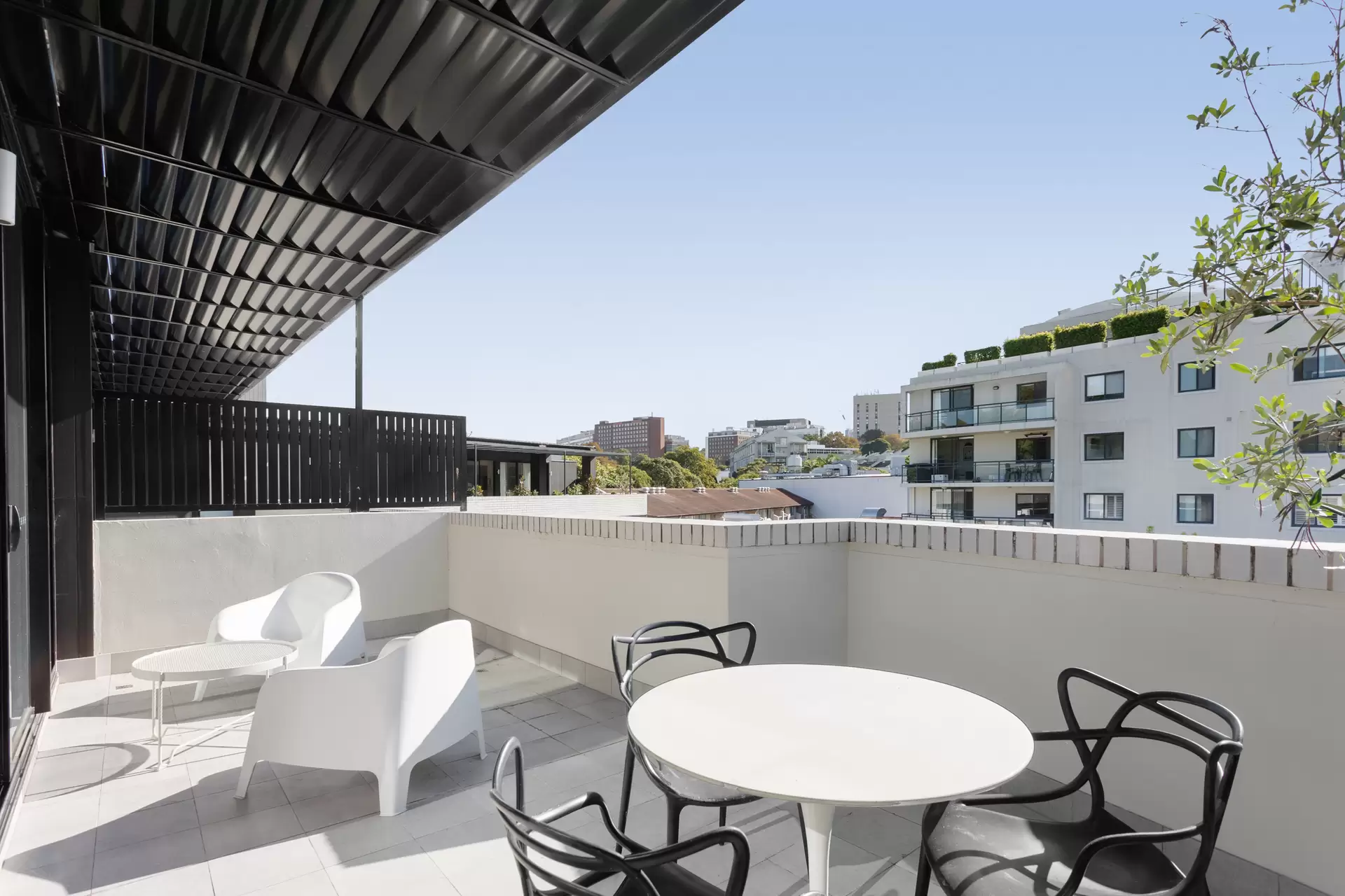 401/18 Neild Avenue, Darlinghurst Sold by Sydney Sotheby's International Realty - image 1