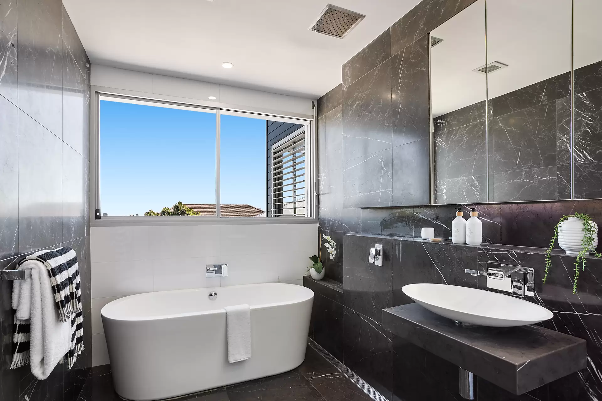 33 Pine Street, Randwick Auction by Sydney Sotheby's International Realty - image 16