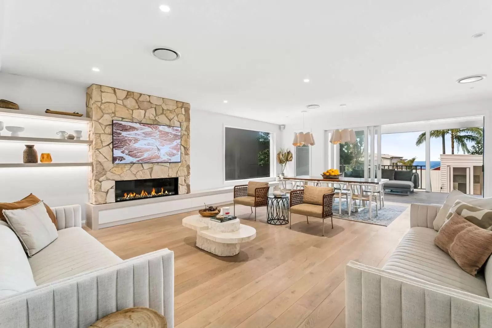 14 Elvina Street, Dover Heights Leased by Sydney Sotheby's International Realty - image 2