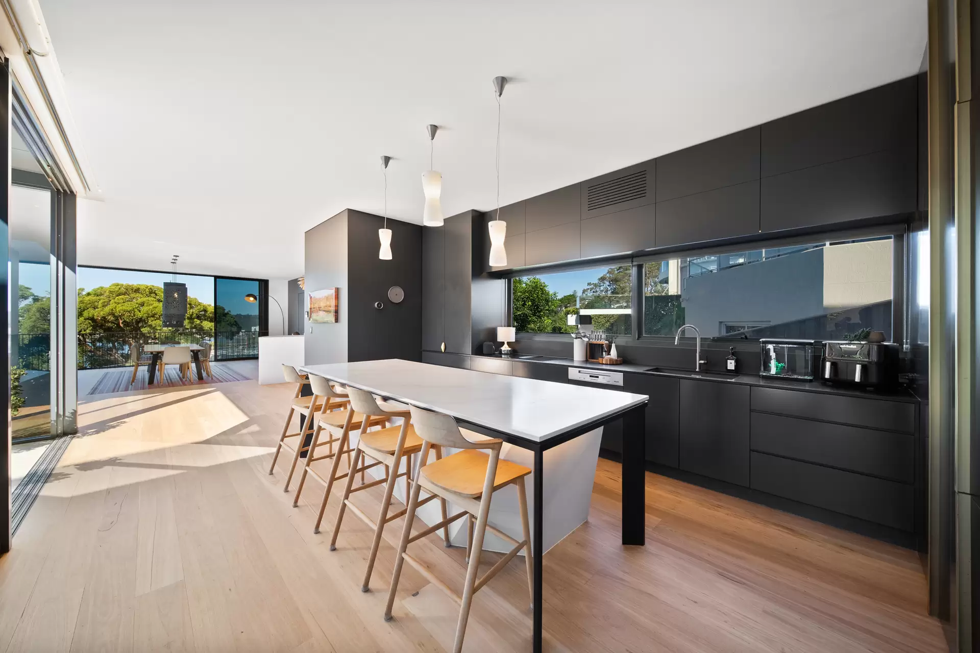 7 Tutus Street, Balgowlah Heights For Sale by Sydney Sotheby's International Realty - image 6