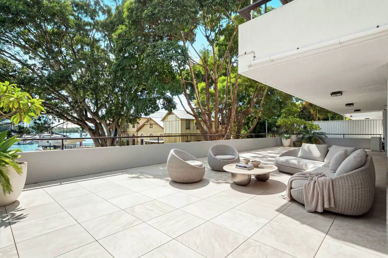 12/42–43 New Beach Road, Darling Point For Lease by Sydney Sotheby's International Realty - image 12