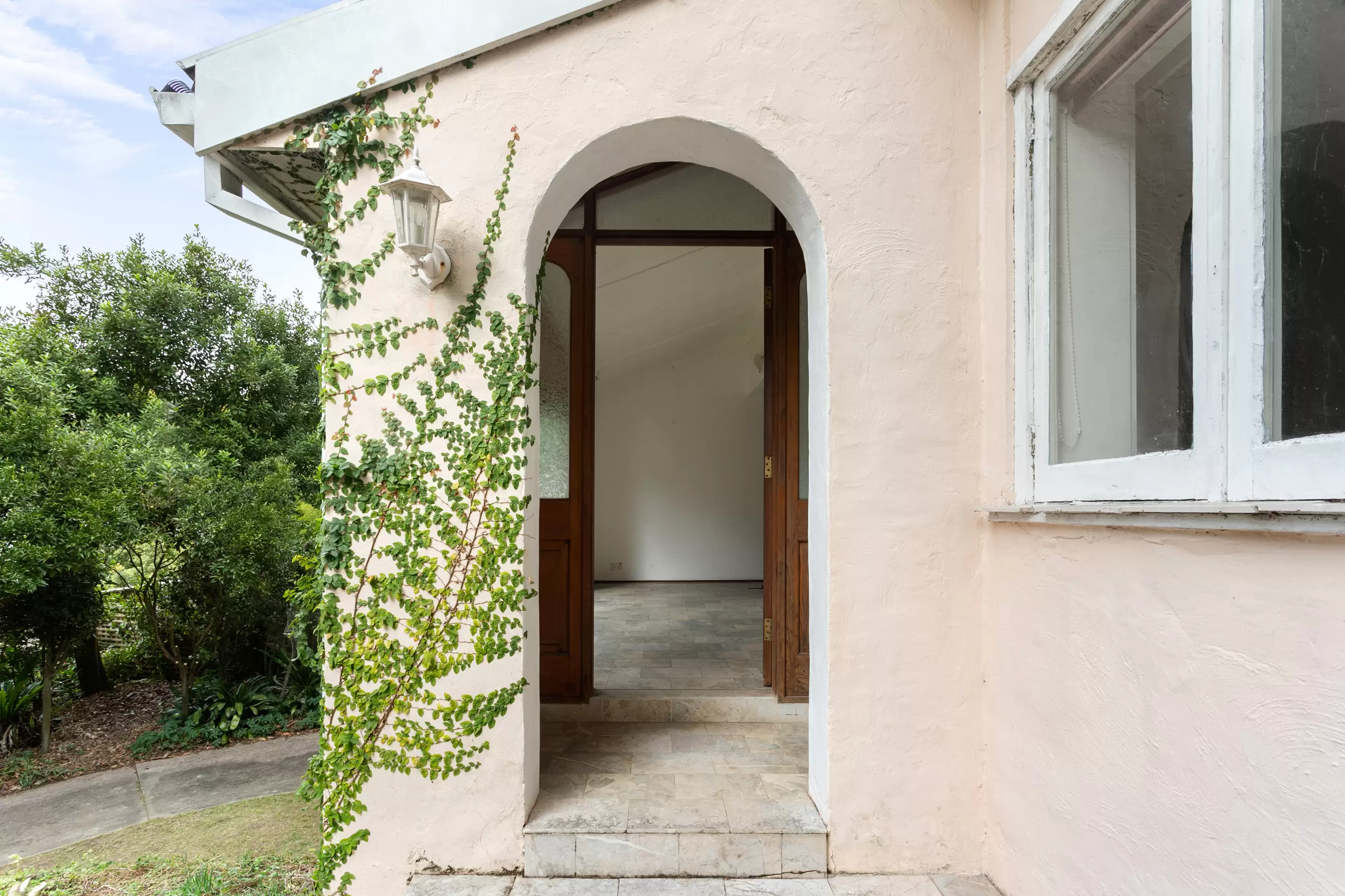 115 Manning Road, Woollahra Auction by Sydney Sotheby's International Realty - image 13