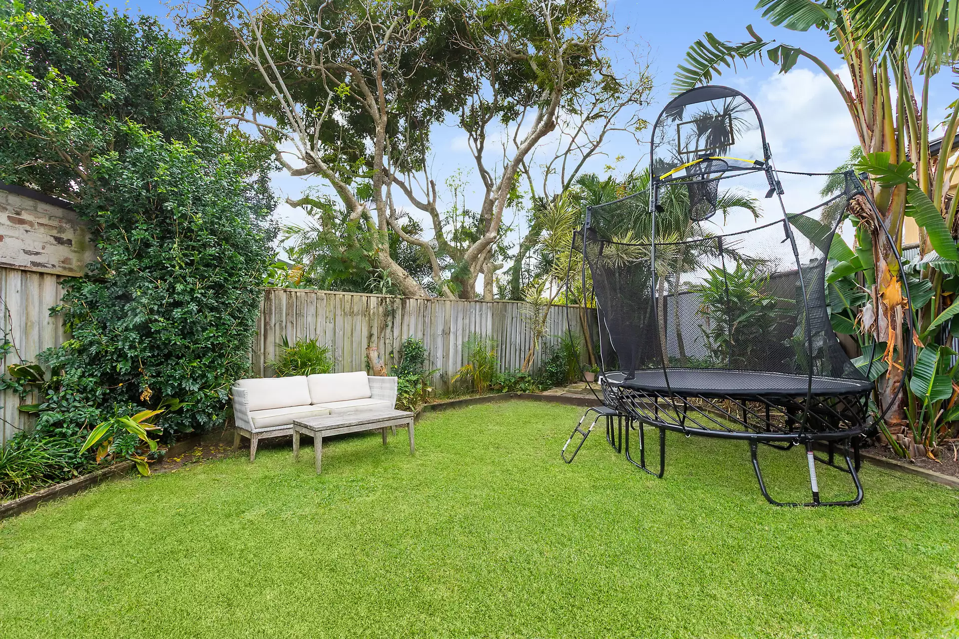 8 Keating Street, Maroubra For Sale by Sydney Sotheby's International Realty - image 2