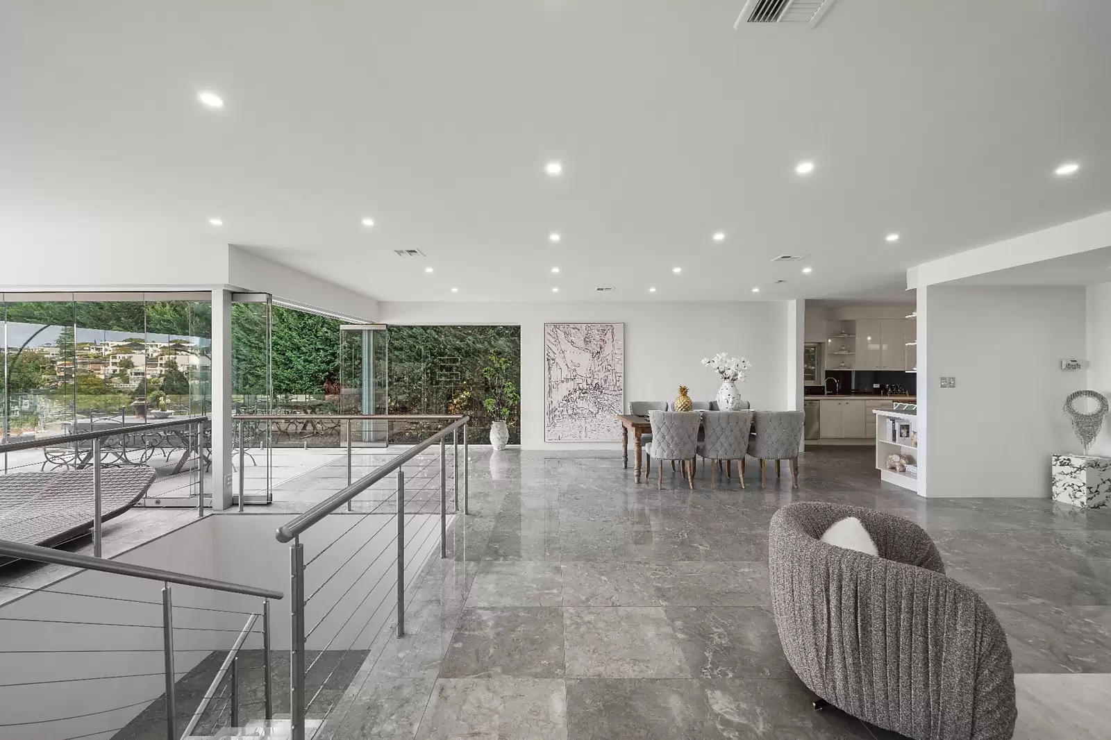 30 Pleasant Way, Blakehurst For Sale by Sydney Sotheby's International Realty - image 13