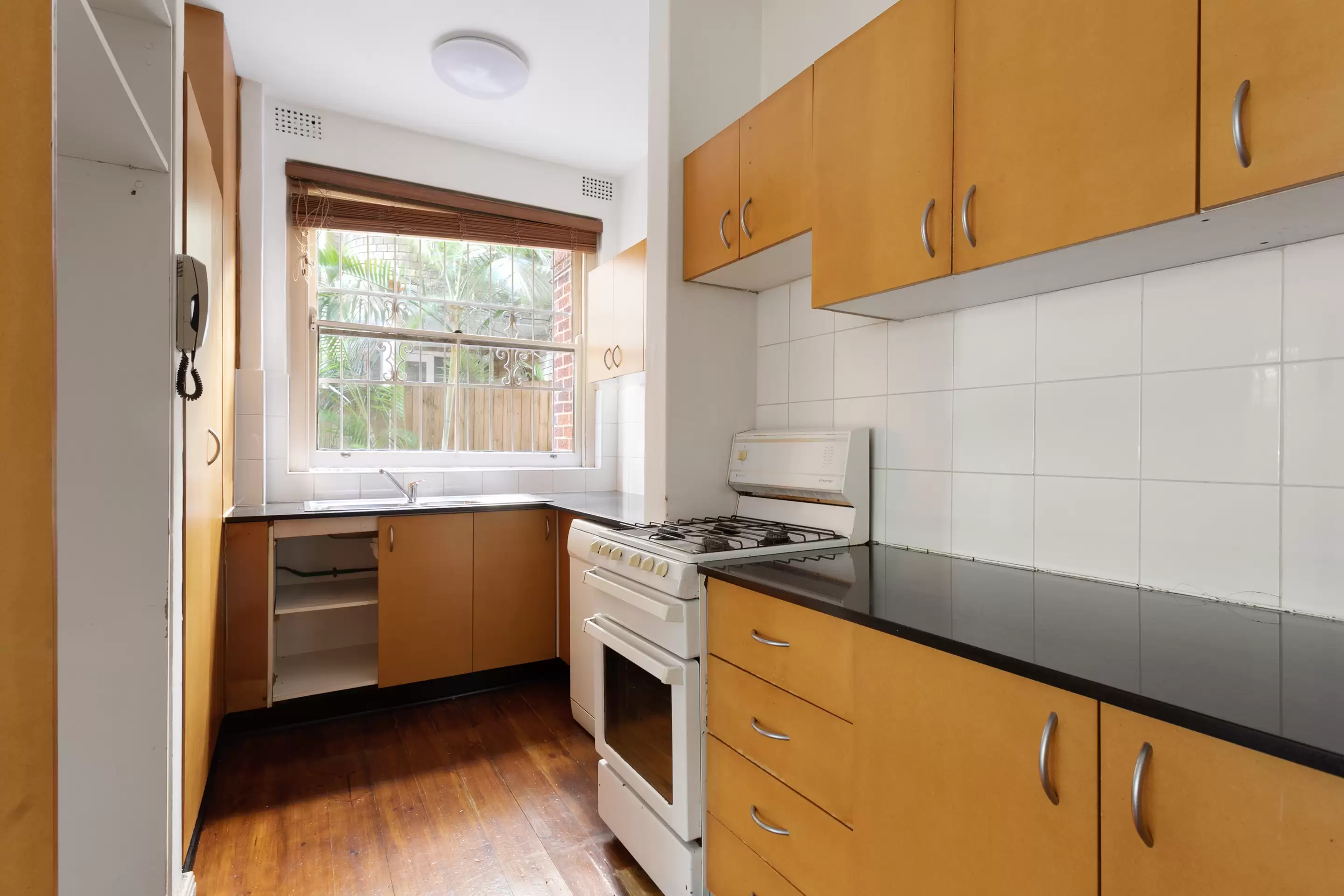2/36 Manning Road, Double Bay Auction by Sydney Sotheby's International Realty - image 3