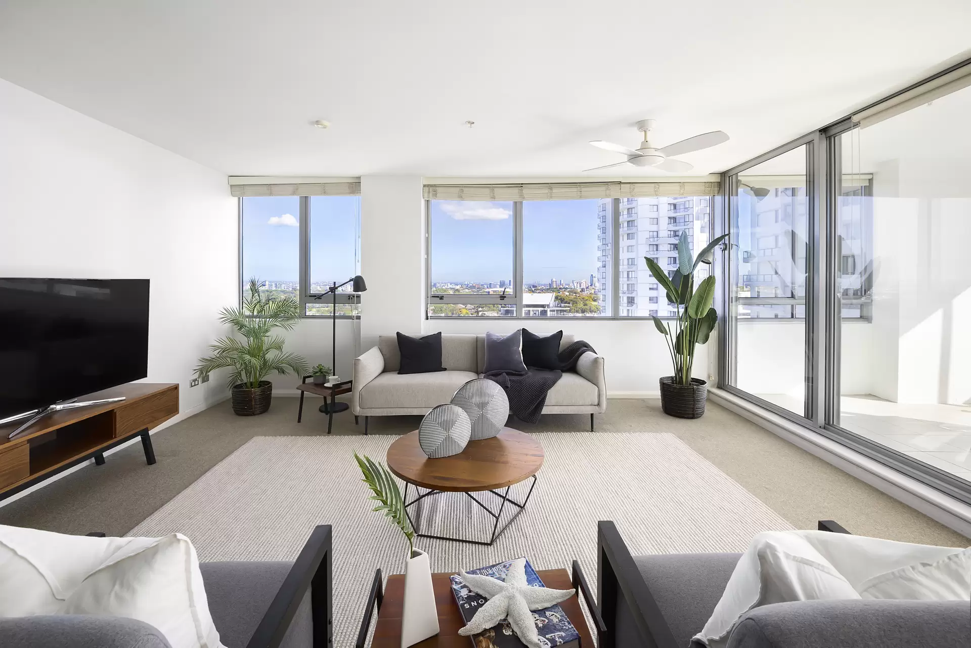 1503/80 Ebley Street, Bondi Junction Auction by Sydney Sotheby's International Realty - image 1