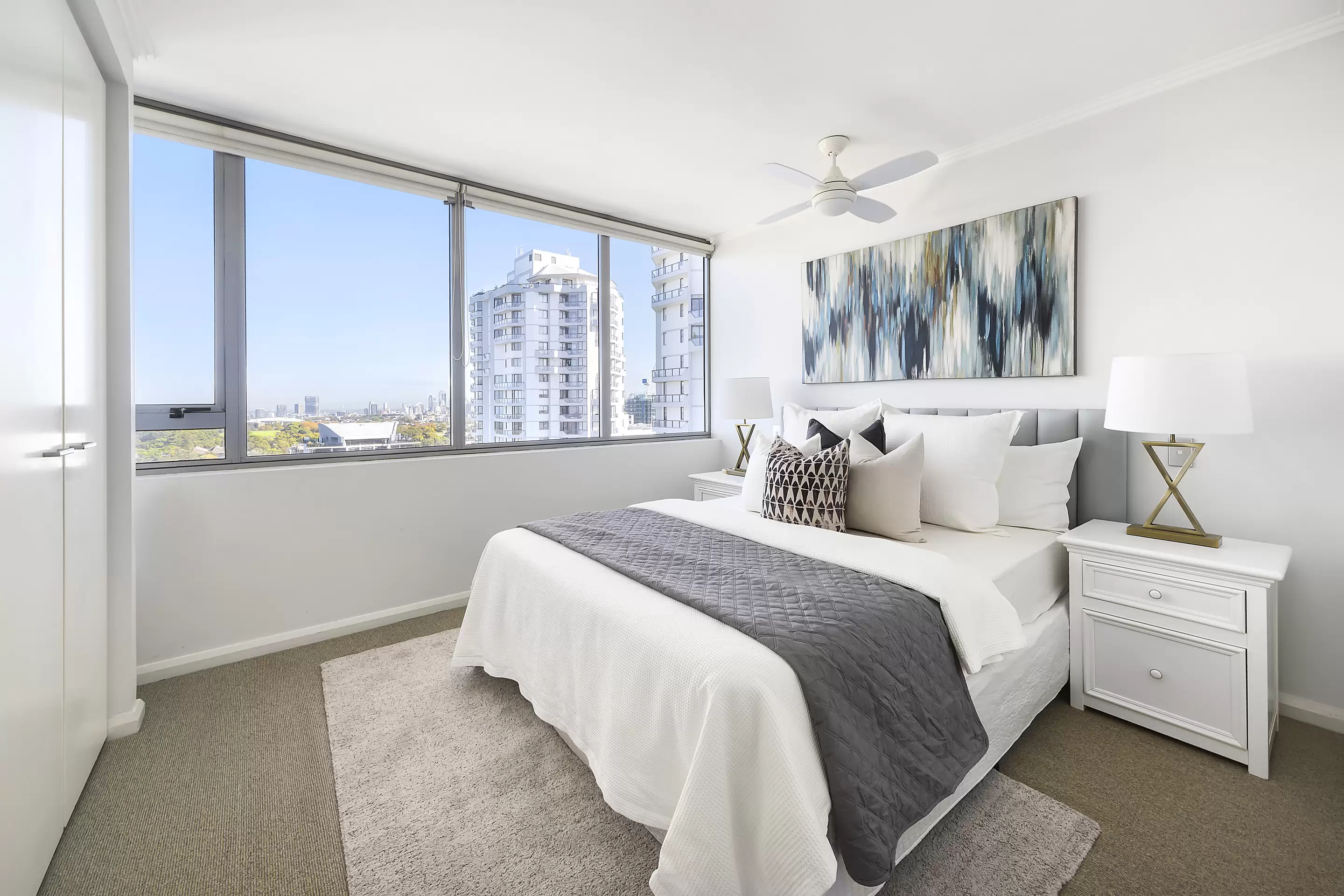 1503/80 Ebley Street, Bondi Junction Auction by Sydney Sotheby's International Realty - image 6