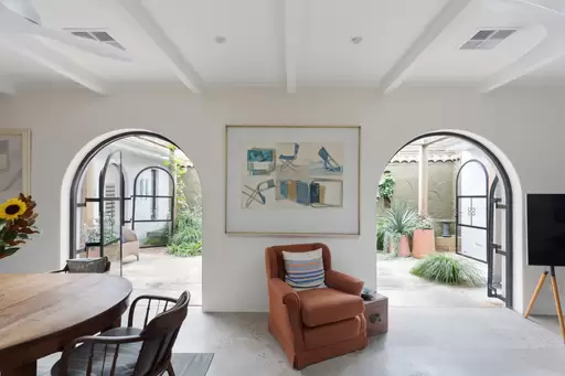 18-20 Artlett Street, Edgecliff Sold by Sydney Sotheby's International Realty