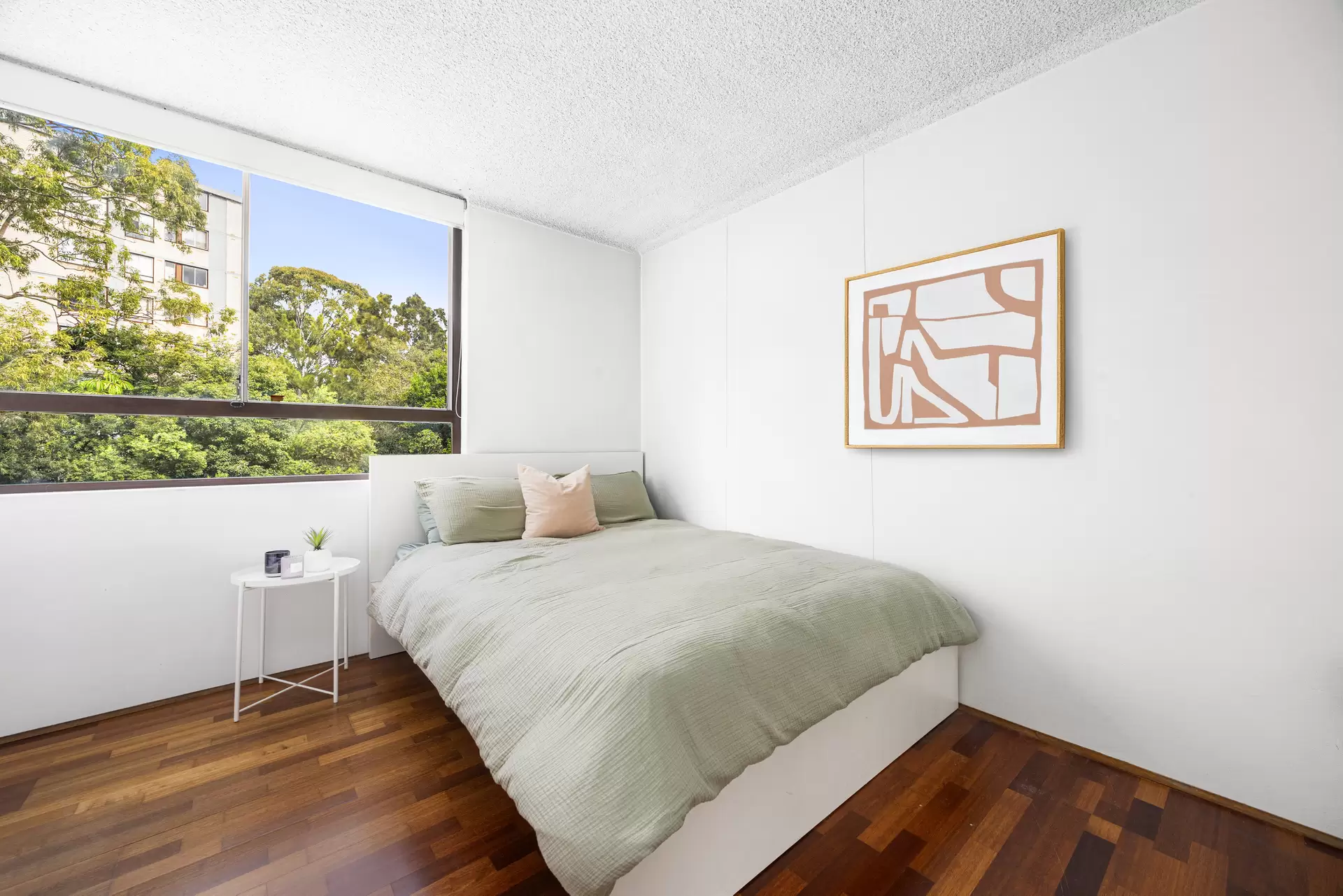 2A/16 Bligh Place, Randwick Auction by Sydney Sotheby's International Realty - image 1