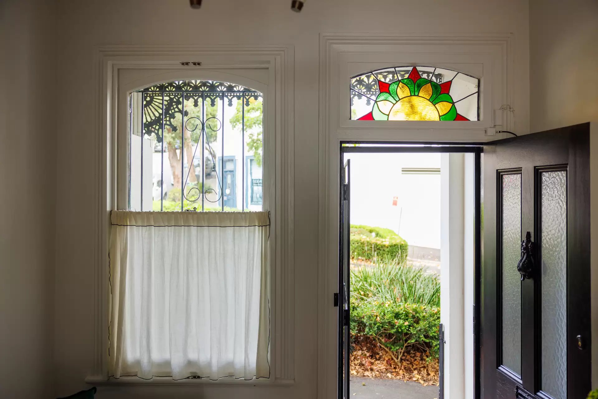 114 Sutherland Street, Paddington Auction by Sydney Sotheby's International Realty - image 1