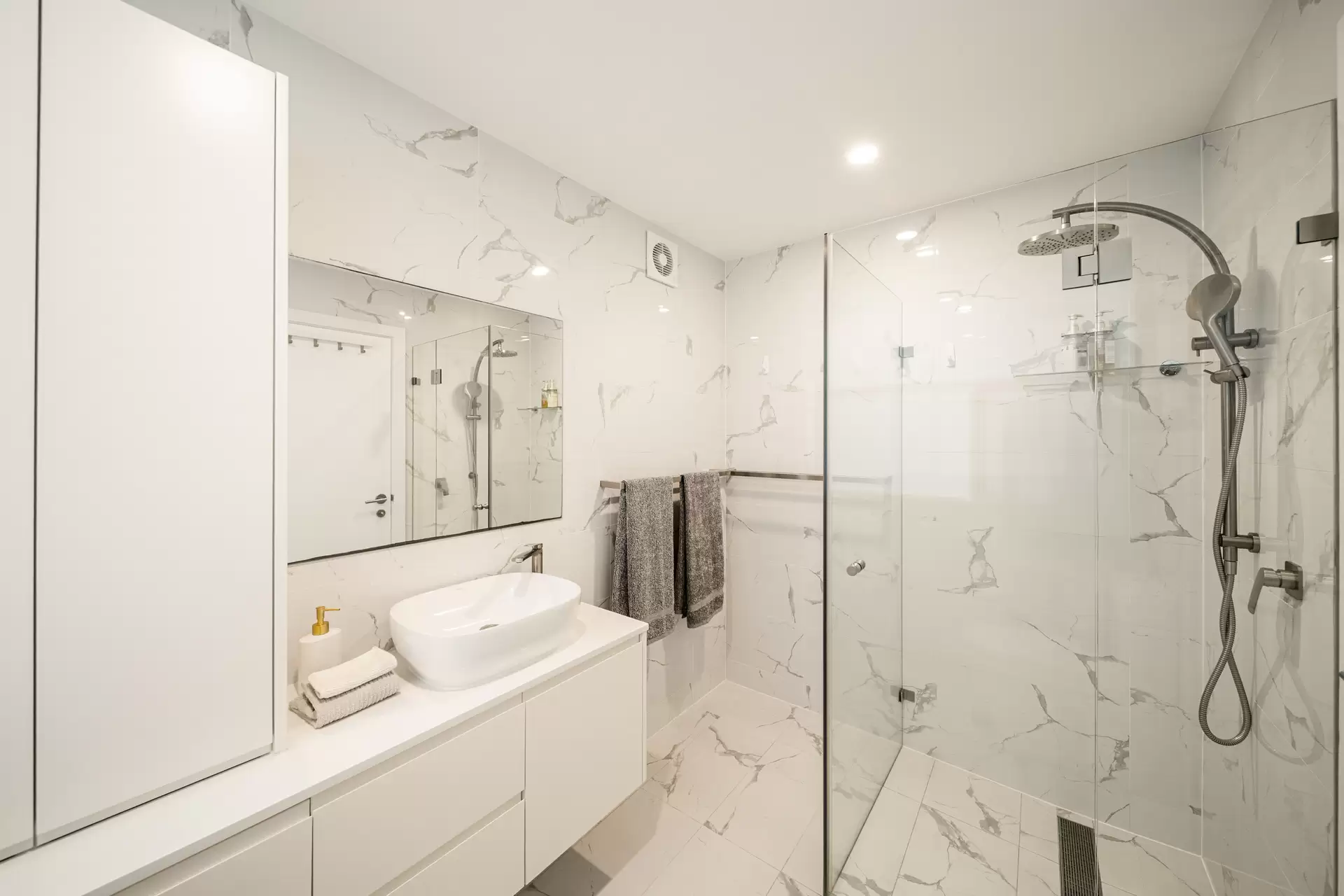 7 Curlew Camp Road, Mosman For Sale by Sydney Sotheby's International Realty - image 29