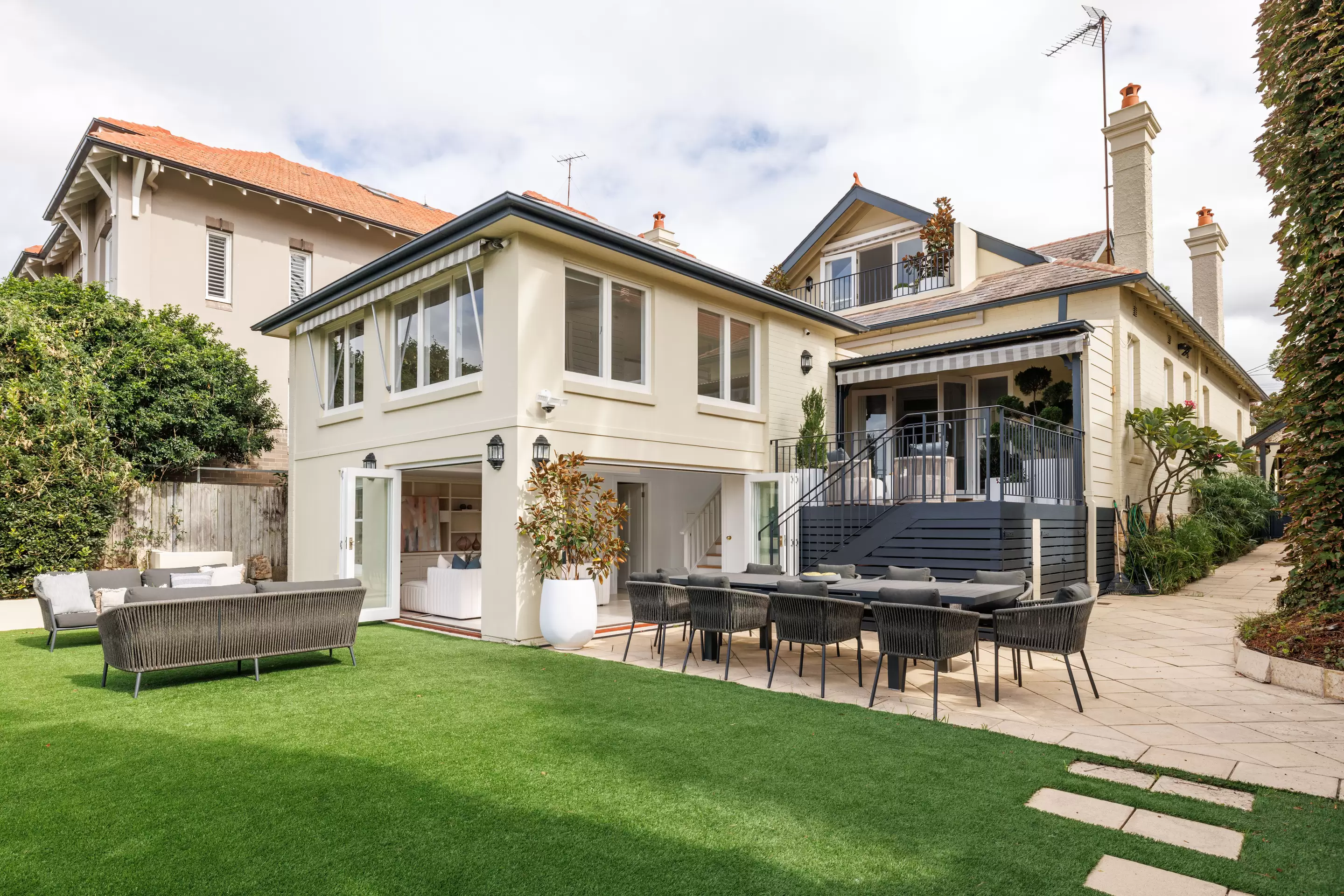 123 Cremorne Road, Cremorne Point Auction by Sydney Sotheby's International Realty - image 1