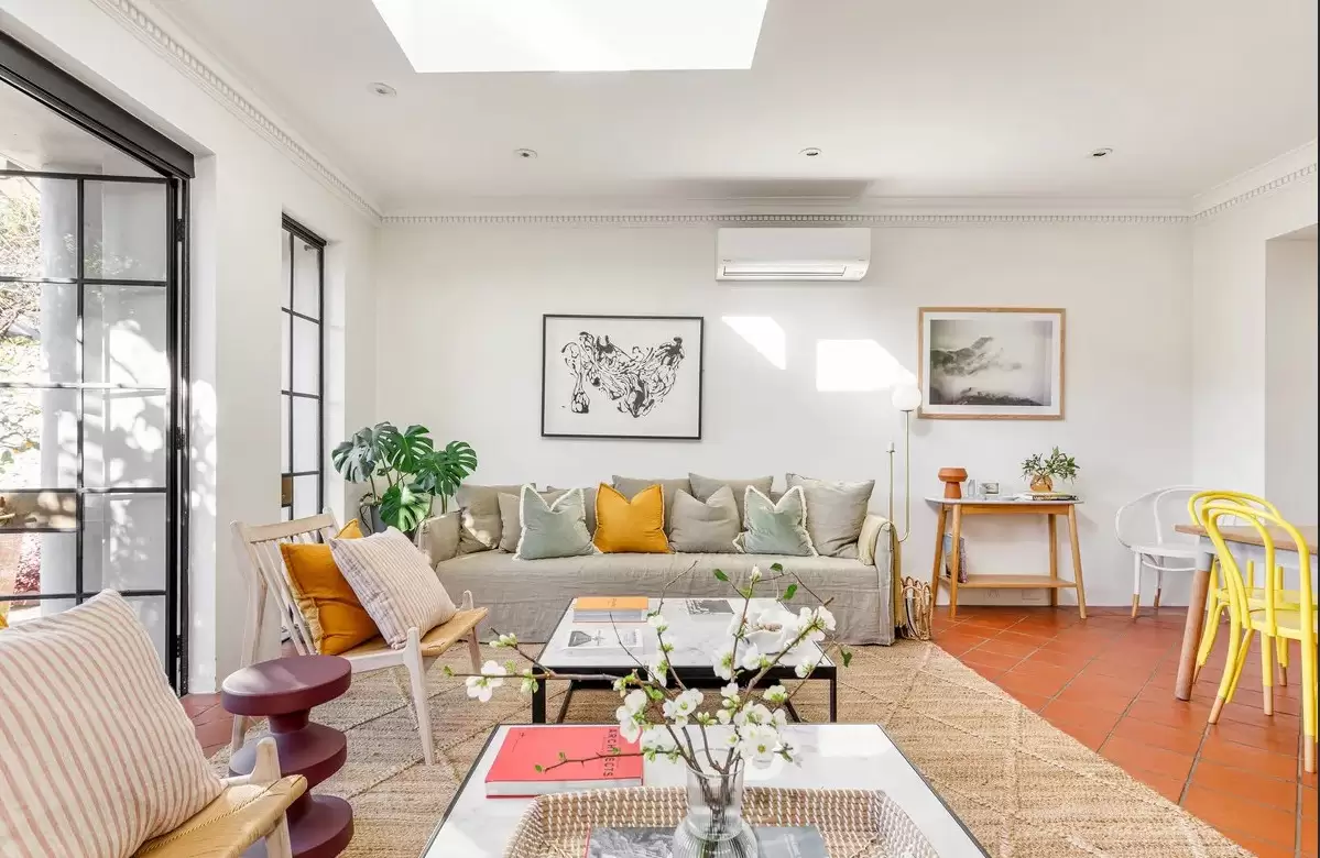 80 Bondi Road, Bondi Junction For Sale by Sydney Sotheby's International Realty - image 2