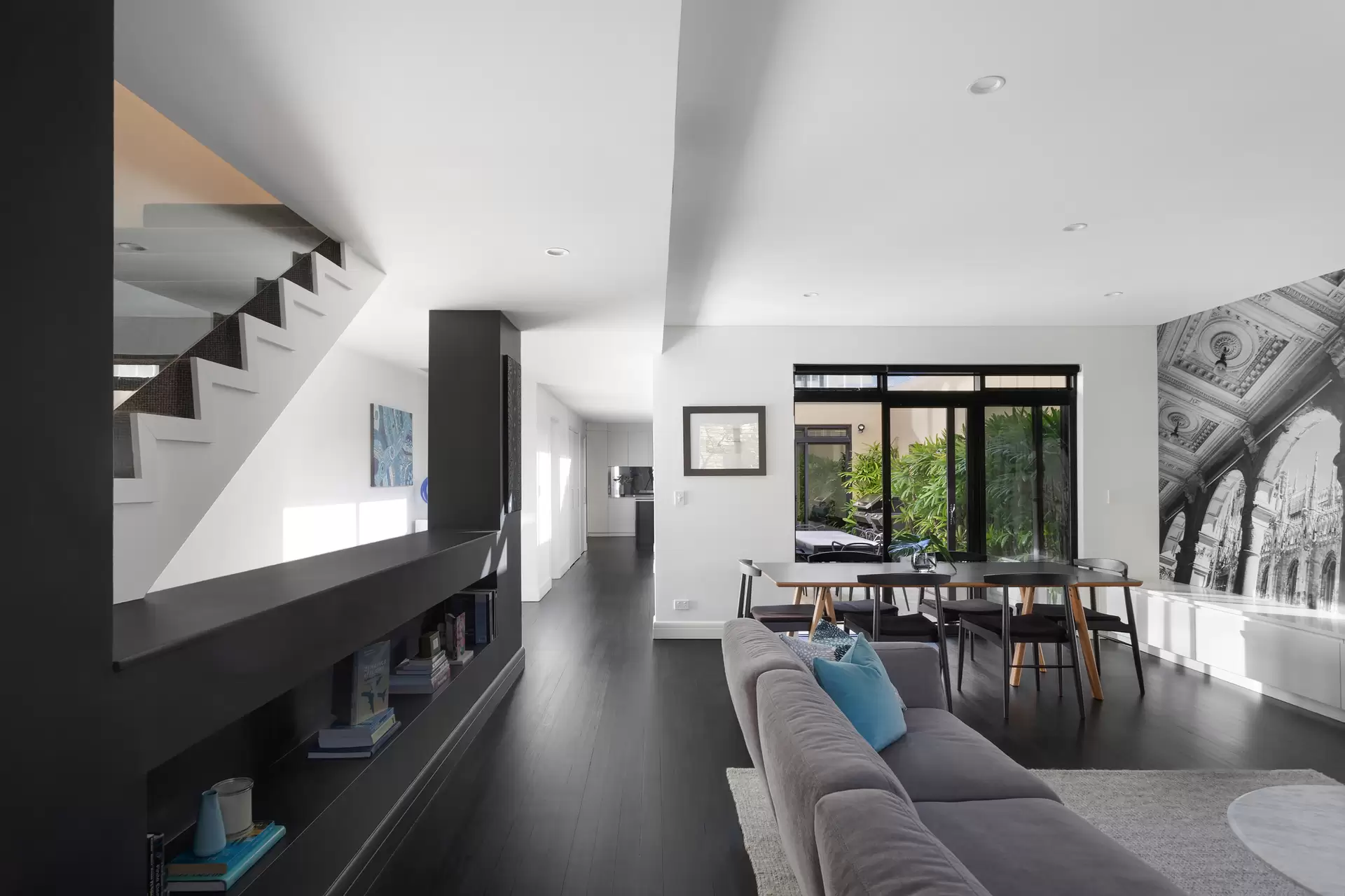 33 Mount Street Walk, Pyrmont Auction by Sydney Sotheby's International Realty - image 1