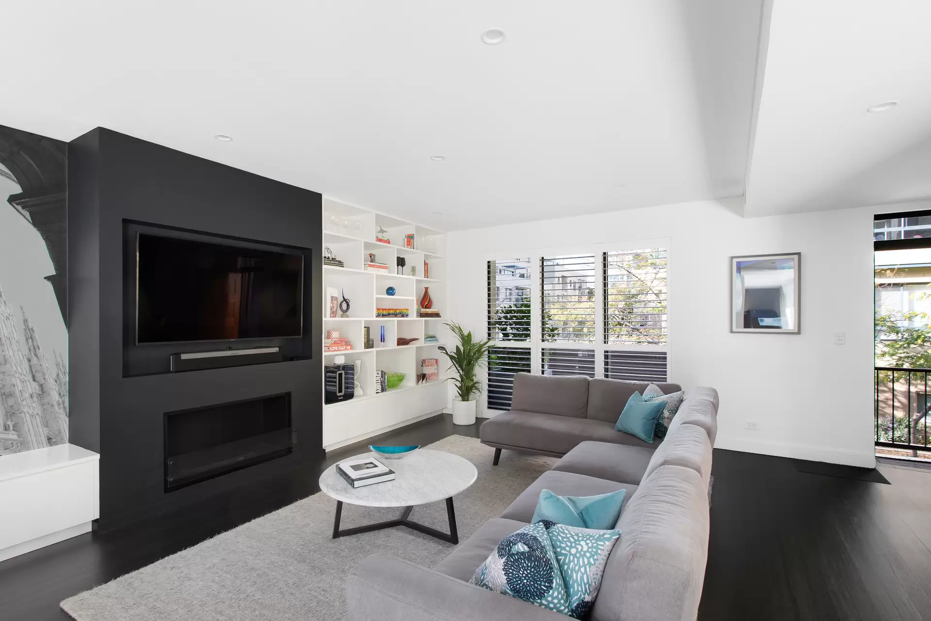 33 Mount Street Walk, Pyrmont Auction by Sydney Sotheby's International Realty - image 1