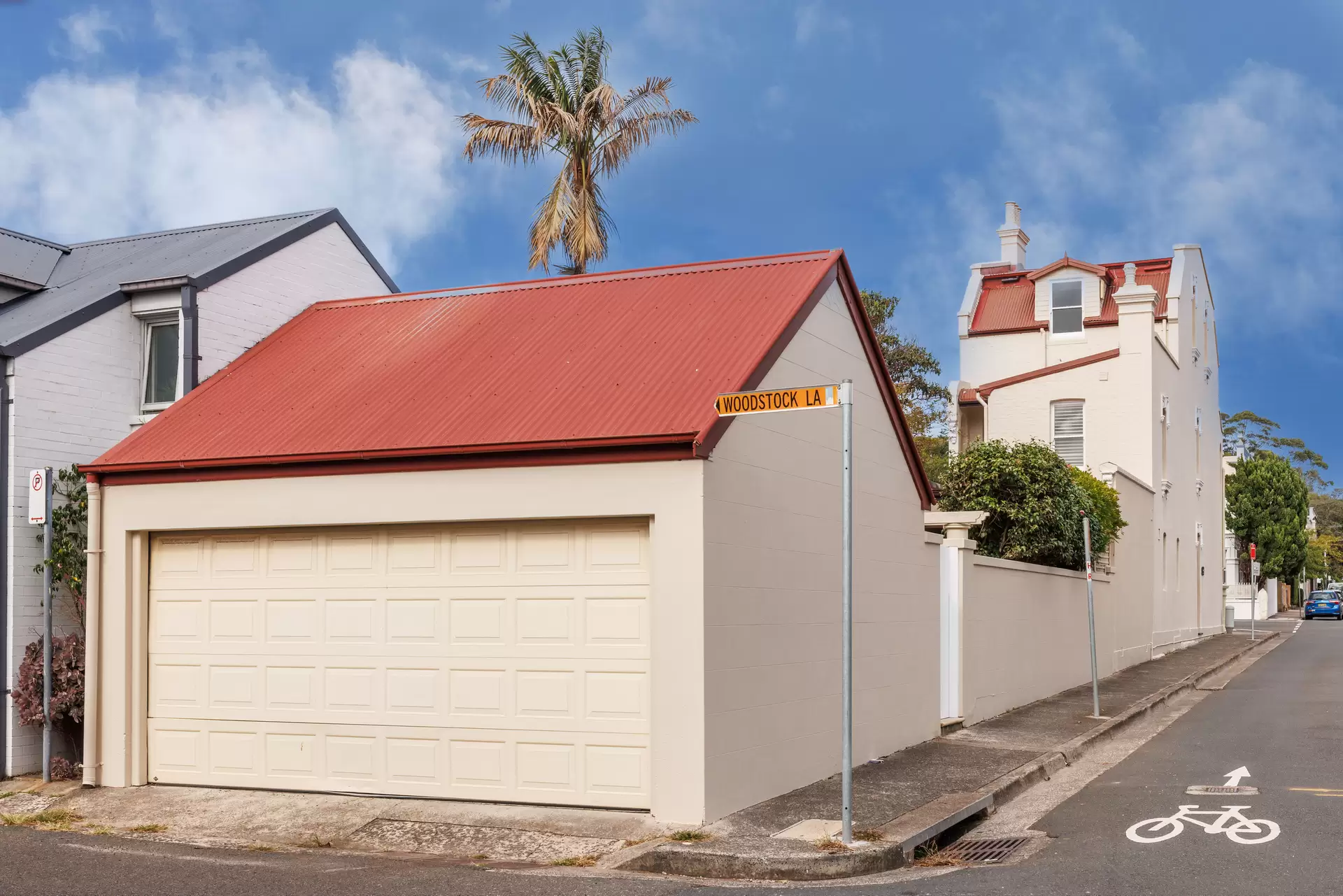 2 Woodstock Street, Bondi Junction Auction by Sydney Sotheby's International Realty - image 1
